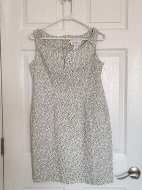 Feminine cotton/spandex print dress for summer